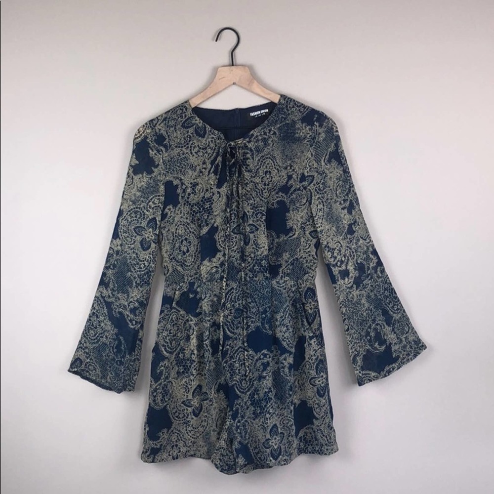 Fashion Union Long-Sleeve Romper (Size 6)